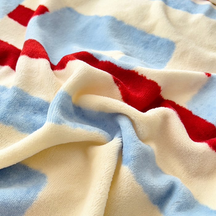 91家纺网 家纺一手货源 找家纺 找底底家纺 2025新款牛奶绒四件套（日发50套优惠8元一套） 几何条纹