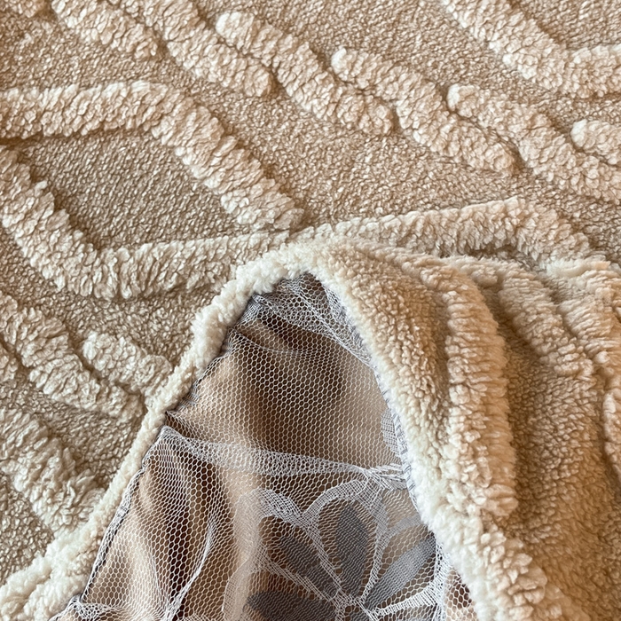 91家纺网 家纺一手货源 找家纺 米瑞娜  2025新款塔芙绒雕花蕾丝床裙跨境外贸 卡其