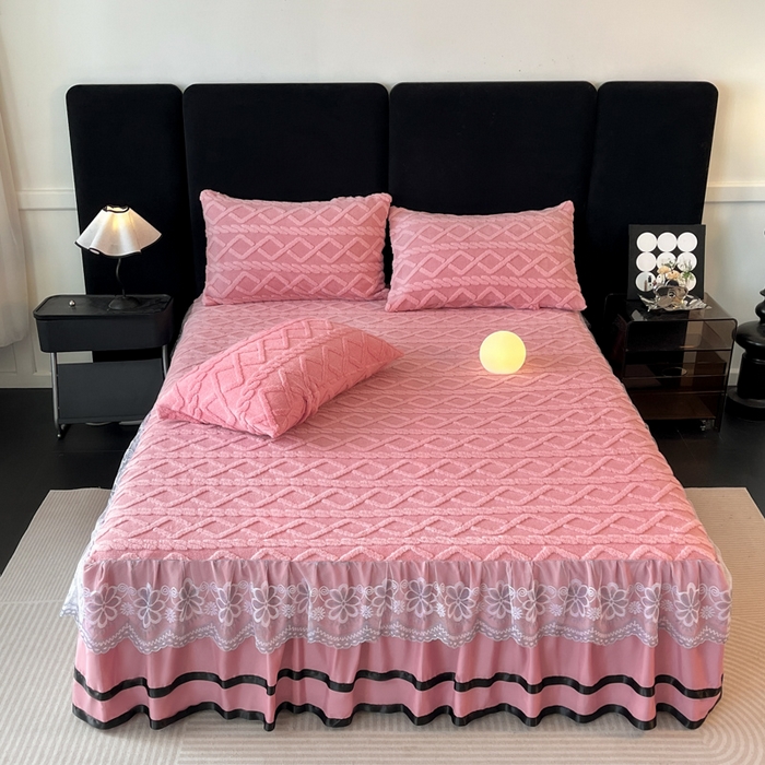 米瑞娜  2025新款塔芙绒雕花蕾丝床裙跨境外贸 玫红