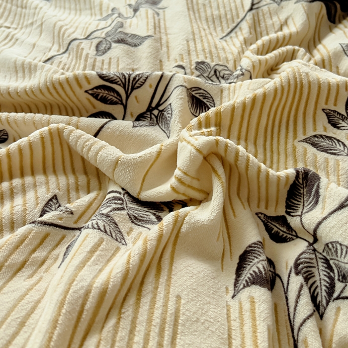 91家纺网 家纺一手货源 找家纺 找底底家纺 2025新款A类法式浪漫烂花赫本风牛奶绒四件套 暗香-奶咖