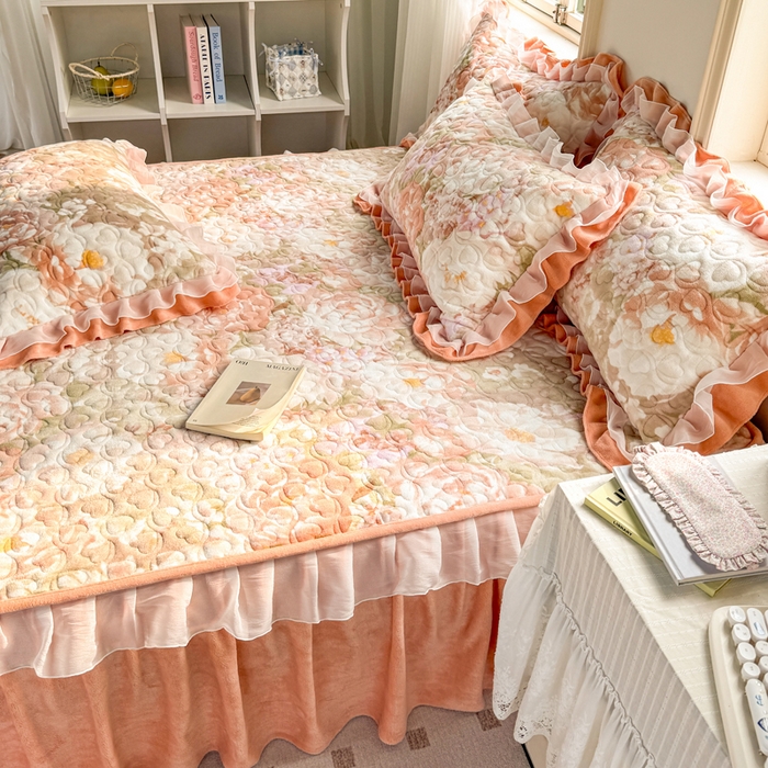 91家纺网 家纺一手货源 找家纺 禧缘家纺（原梦想家） 2025新款夹棉双层花边牛奶绒枕套系列 浪漫花开