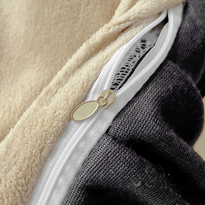 91家纺网 家纺一手货源 找家纺 找底底家纺 2025新款A类法式浪漫烂花赫本风牛奶绒四件套 素锦+米白