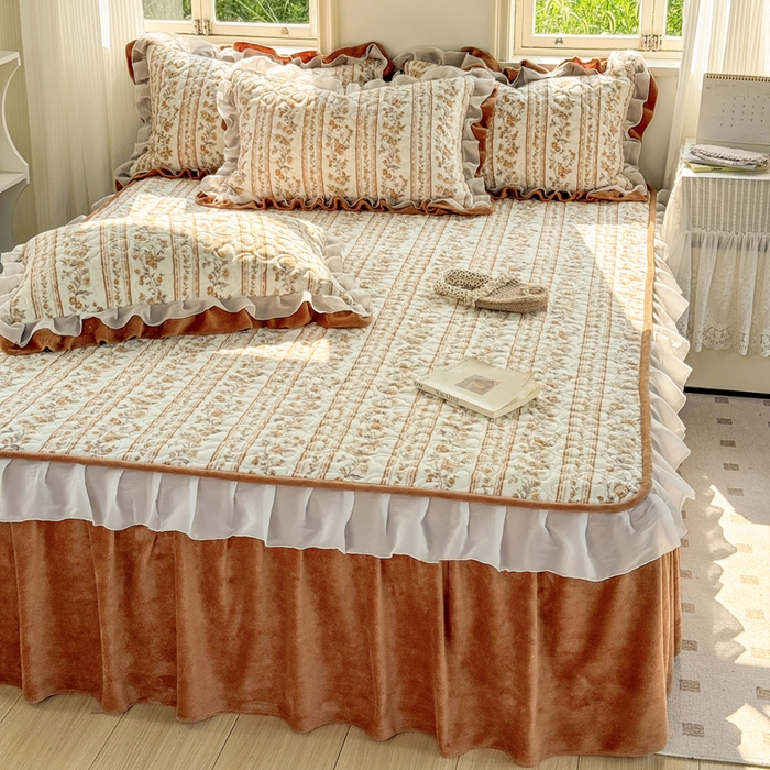 91家纺网 家纺一手货源 找家纺 禧缘家纺（原梦想家） 2025新款夹棉双层花边牛奶绒枕套系列 落日云舒