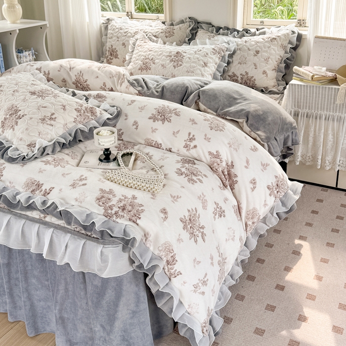 91家纺网 家纺一手货源 找家纺 （总）禧缘家纺（原梦想家） 2025新款夹棉双层花边牛奶绒单被套系列