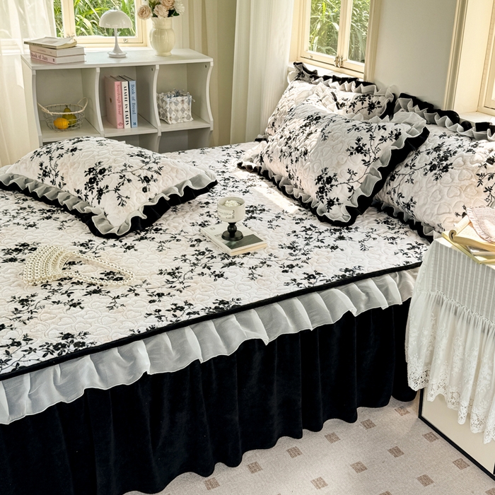 91家纺网 家纺一手货源 找家纺 禧缘家纺（原梦想家） 2025新款夹棉双层花边牛奶绒单被套系列 步步生花