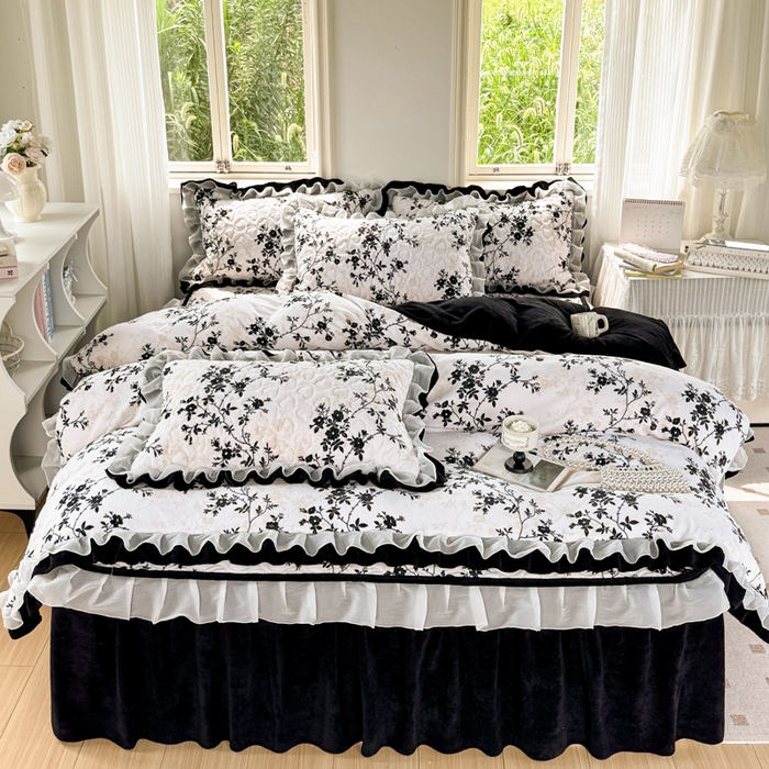 91家纺网 家纺一手货源 找家纺 禧缘家纺（原梦想家） 2025新款夹棉双层花边牛奶绒单被套系列 步步生花