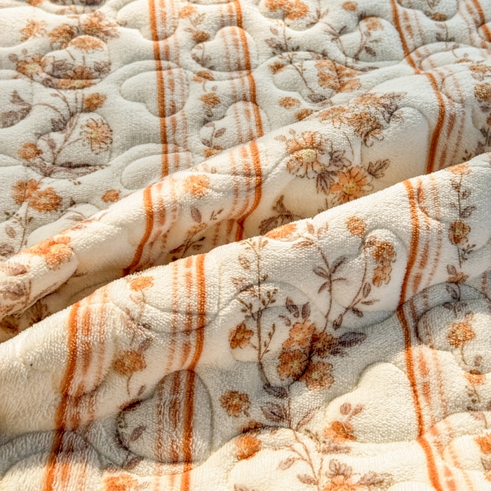 91家纺网 家纺一手货源 找家纺 禧缘家纺（原梦想家） 2025新款夹棉双层花边牛奶绒单被套系列 落日云舒