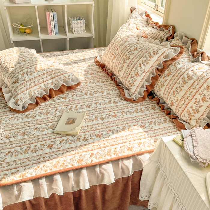 91家纺网 家纺一手货源 找家纺 禧缘家纺（原梦想家） 2025新款夹棉双层花边牛奶绒单被套系列 落日云舒