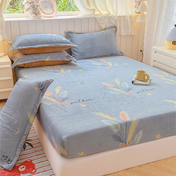 91家纺网 家纺一手货源 找家纺 家贝爱 2025新款高克重加厚牛奶绒床笠单床笠床笠单品 情人草灰