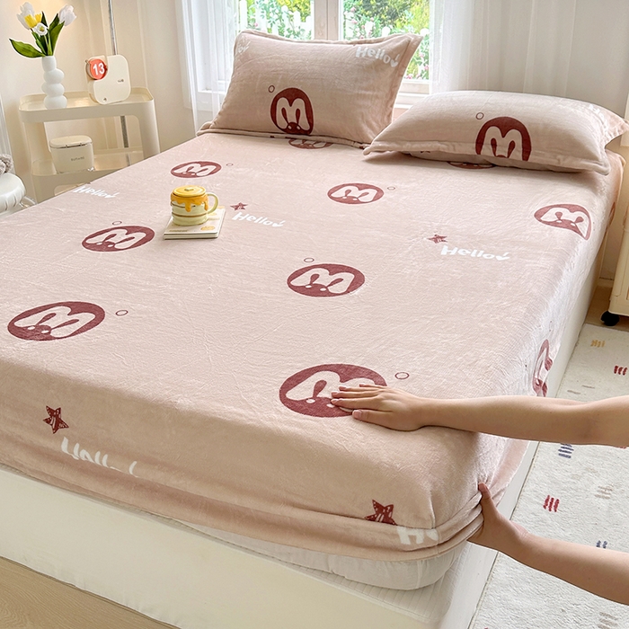 91家纺网 家纺一手货源 找家纺 家贝爱 2025新款高克重加厚牛奶绒床笠单床笠床笠单品 你好MM