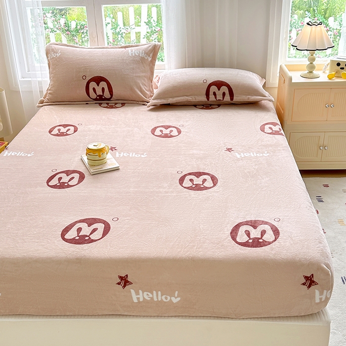 91家纺网 家纺一手货源 找家纺 家贝爱 2025新款高克重加厚牛奶绒床笠单床笠床笠单品 你好MM