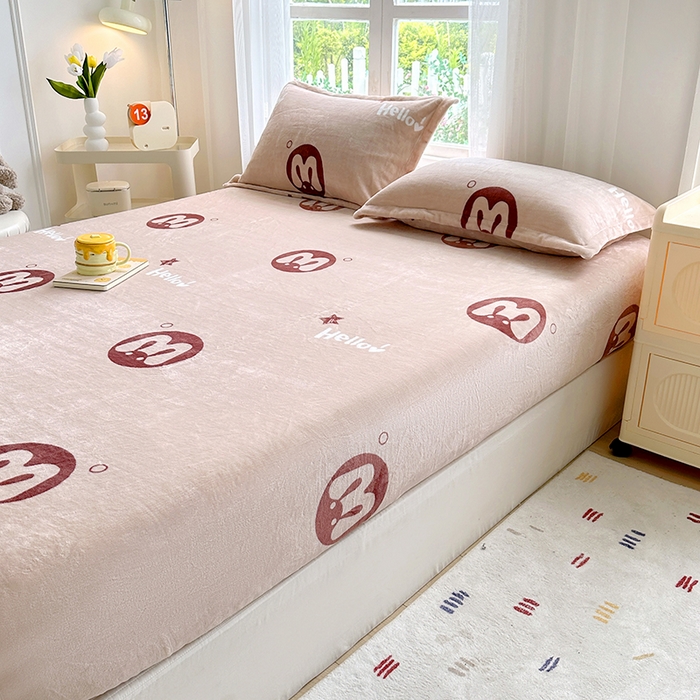 91家纺网 家纺一手货源 找家纺 家贝爱 2025新款高克重加厚牛奶绒床笠单床笠床笠单品 你好MM