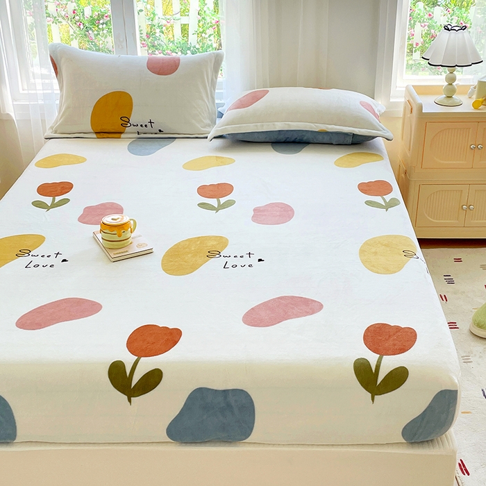 91家纺网 家纺一手货源 找家纺 家贝爱 2025新款高克重加厚牛奶绒床笠单床笠床笠单品 满城春色