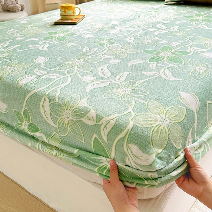 91家纺网 家纺一手货源 找家纺 家贝爱 2025新款高克重加厚牛奶绒床笠单床笠床笠单品 浅浅花语