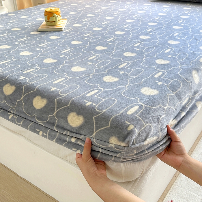 91家纺网 家纺一手货源 找家纺 家贝爱 2025新款高克重加厚牛奶绒床笠单床笠床笠单品 狂欢兔