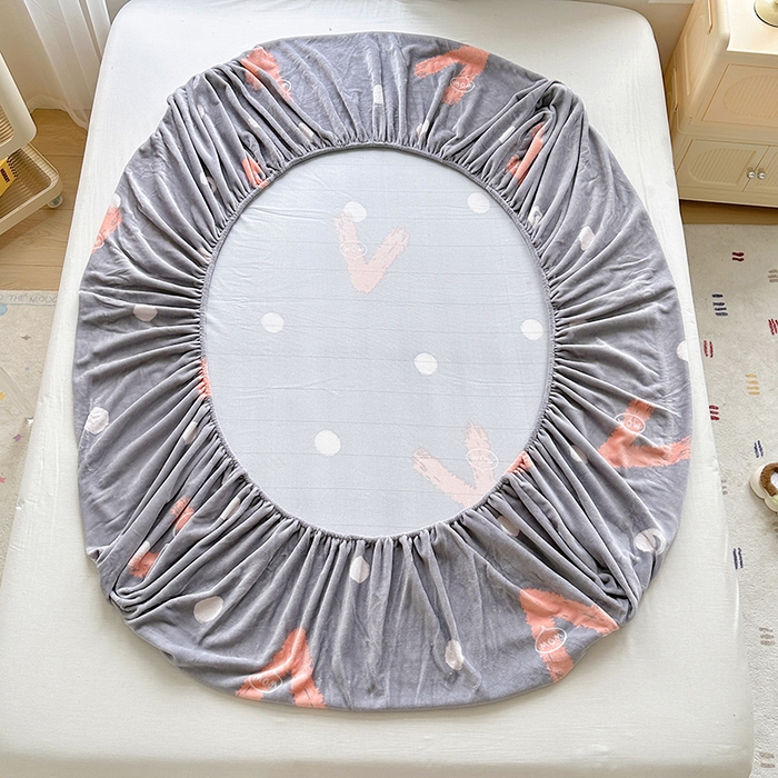 91家纺网 家纺一手货源 找家纺 家贝爱 2025新款高克重加厚牛奶绒床笠单床笠床笠单品 比心