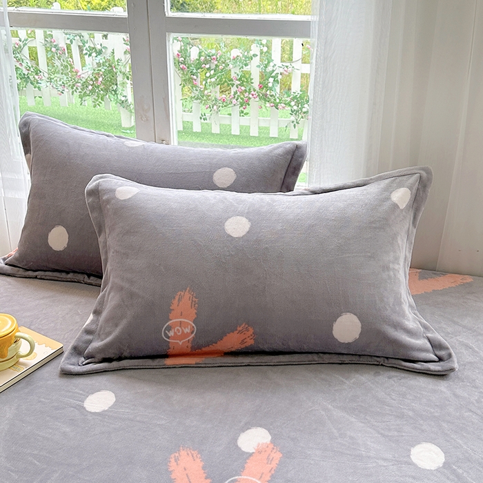 91家纺网 家纺一手货源 找家纺 家贝爱 2025新款高克重加厚牛奶绒床笠单床笠床笠单品 比心