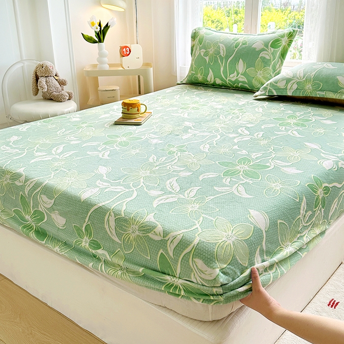 91家纺网 家纺一手货源 找家纺 家贝爱 2025新款高克重加厚牛奶绒床笠单床笠床笠单品 浅浅花语