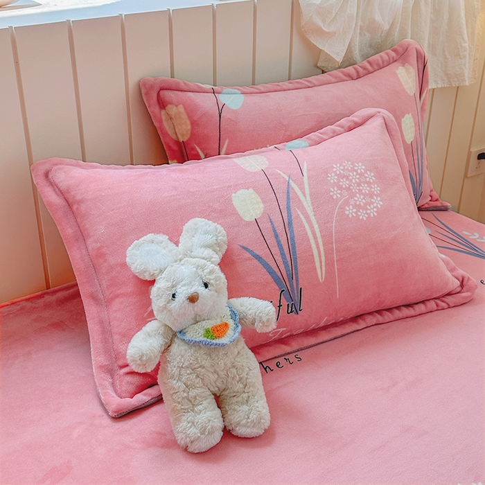 91家纺网 家纺一手货源 找家纺 家贝爱 2025新款高克重加厚牛奶绒床笠单床笠床笠单品 花开浪漫