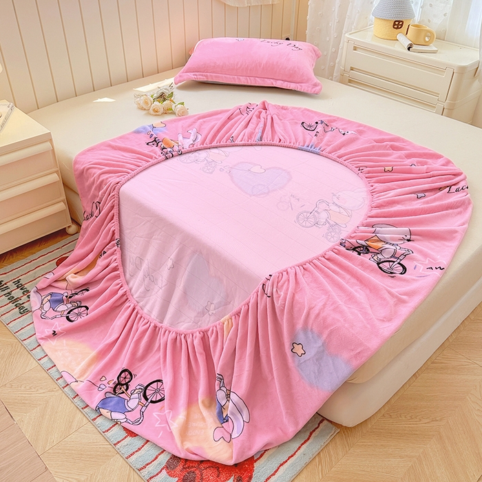 91家纺网 家纺一手货源 找家纺 家贝爱 2025新款高克重加厚牛奶绒床笠单床笠床笠单品 哈喽小兔粉