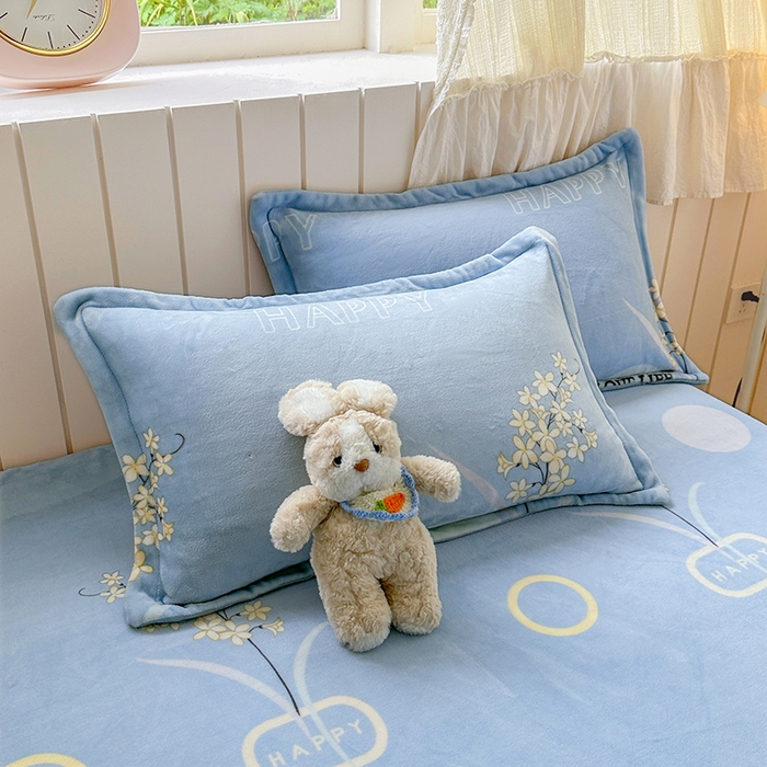 91家纺网 家纺一手货源 找家纺 家贝爱 2025新款高克重加厚牛奶绒床笠单床笠床笠单品 浪漫国度