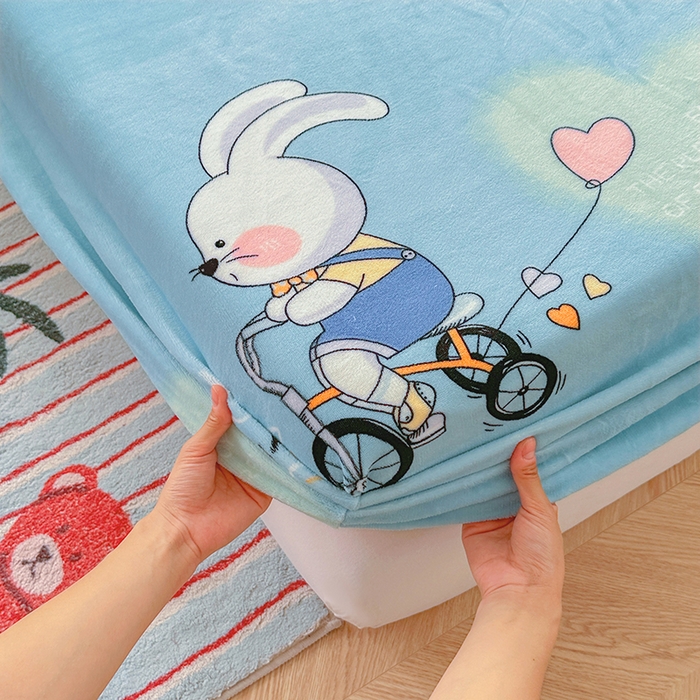 91家纺网 家纺一手货源 找家纺 家贝爱 2025新款高克重加厚牛奶绒床笠单床笠床笠单品 哈喽小兔蓝