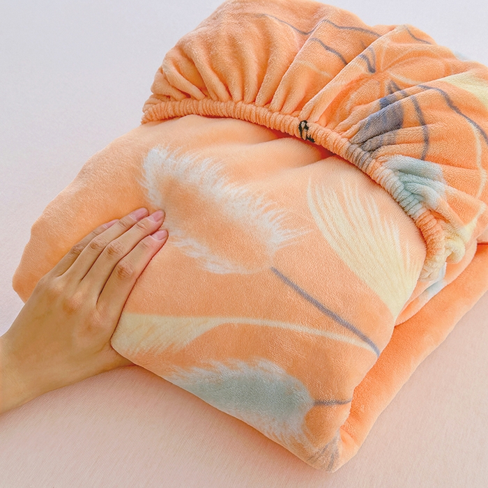 91家纺网 家纺一手货源 找家纺 家贝爱 2025新款高克重加厚牛奶绒床笠单床笠床笠单品 情人草桔