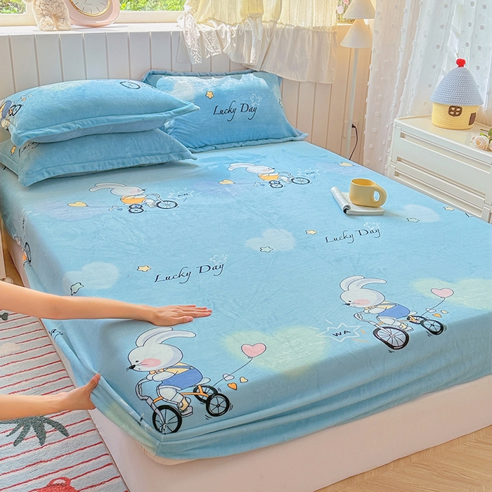 91家纺网 家纺一手货源 找家纺 家贝爱 2025新款高克重加厚牛奶绒床笠单床笠床笠单品 哈喽小兔蓝