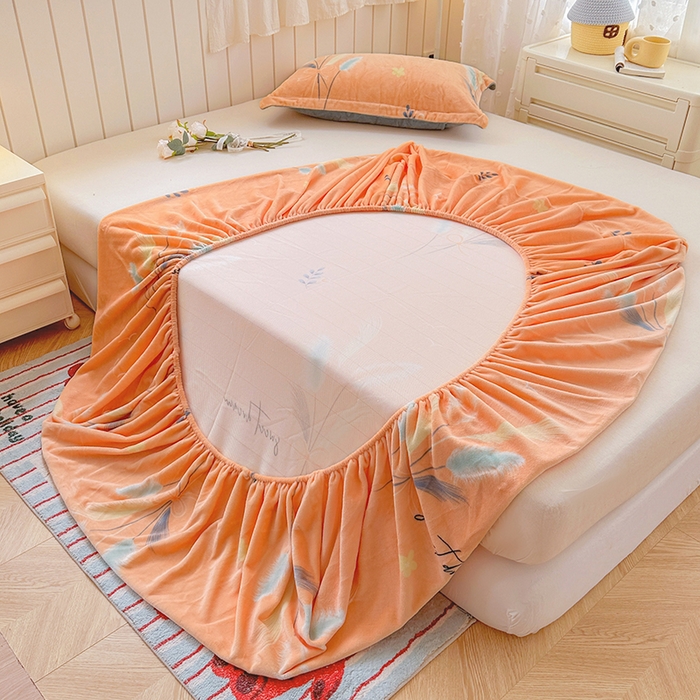 91家纺网 家纺一手货源 找家纺 家贝爱 2025新款高克重加厚牛奶绒床笠单床笠床笠单品 情人草桔