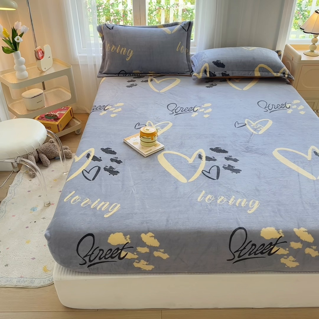 91家纺网 家纺一手货源 找家纺 家贝爱 2025新款高克重加厚牛奶绒床笠单床笠床笠单品 心语星愿