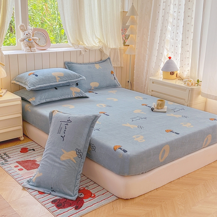 91家纺网 家纺一手货源 找家纺 家贝爱 2025新款高克重加厚牛奶绒床笠单床笠床笠单品 字母蘑菇