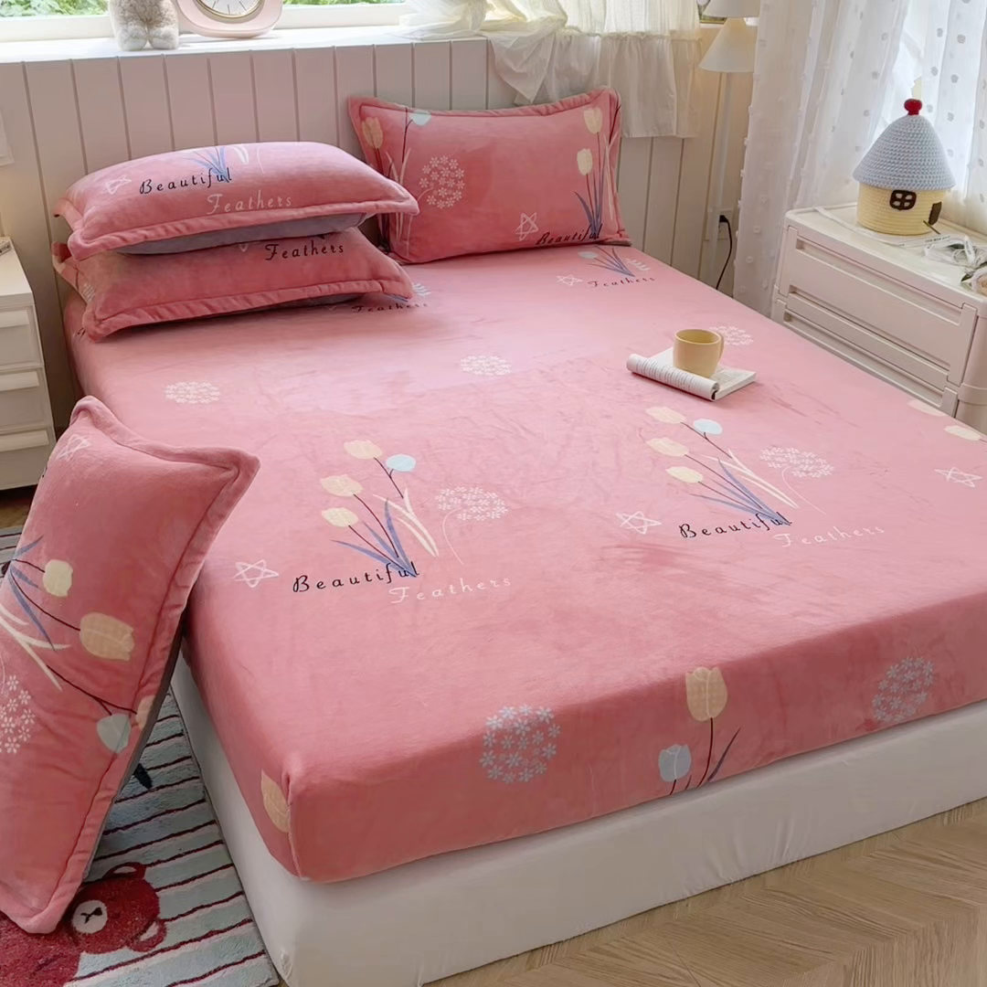 91家纺网 家纺一手货源 找家纺 家贝爱 2025新款高克重加厚牛奶绒床笠单床笠床笠单品 花开浪漫