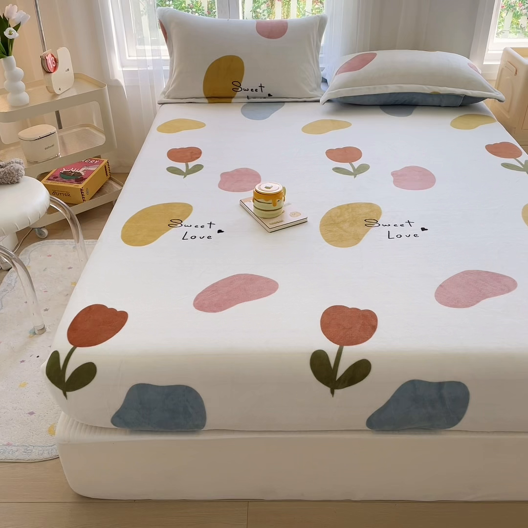 91家纺网 家纺一手货源 找家纺 家贝爱 2025新款高克重加厚牛奶绒床笠单床笠床笠单品 满城春色