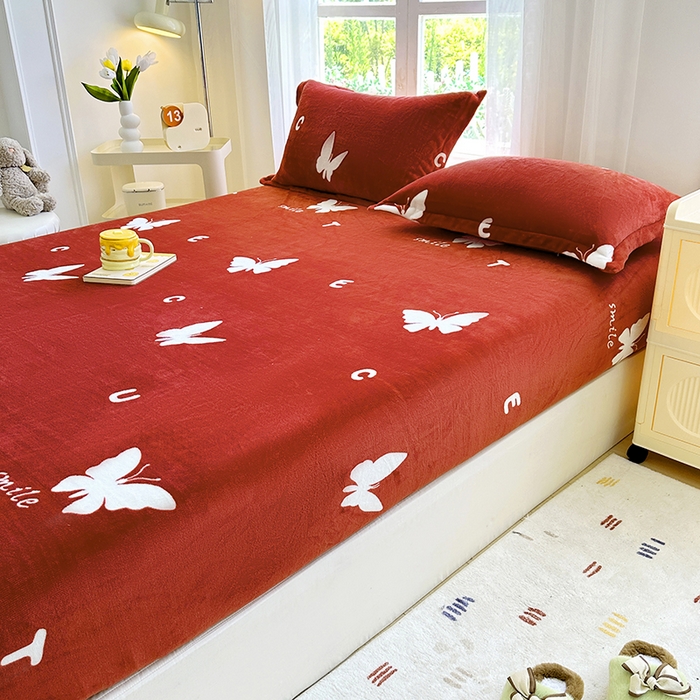 91家纺网 家纺一手货源 找家纺 家贝爱 2025新款高克重加厚牛奶绒床笠单床笠床笠单品 蝶舞之恋