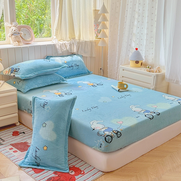 91家纺网 家纺一手货源 找家纺 家贝爱 2025新款高克重加厚牛奶绒床笠单床笠床笠单品 哈喽小兔蓝