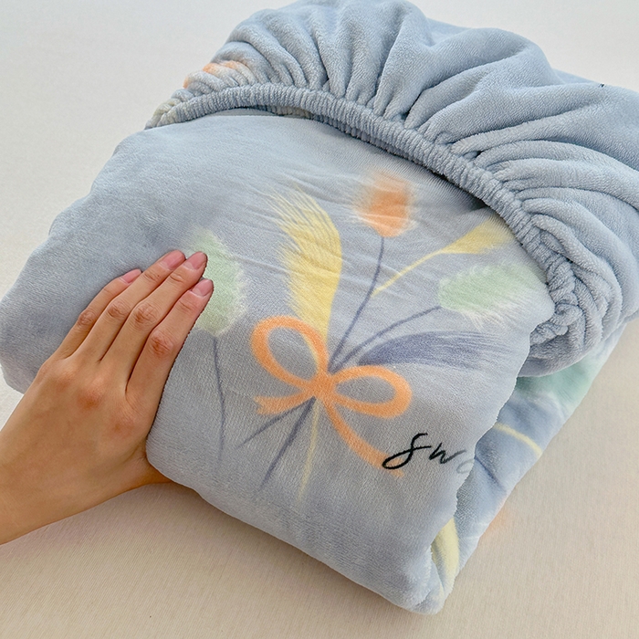 91家纺网 家纺一手货源 找家纺 家贝爱 2025新款高克重加厚牛奶绒床笠单床笠床笠单品 情人草灰