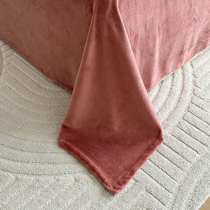 91家纺网 家纺一手货源 找家纺 宇彬家纺 2025新款母婴级牛奶绒婴儿绒刺绣四件套 山茶花 豆沙-香槟