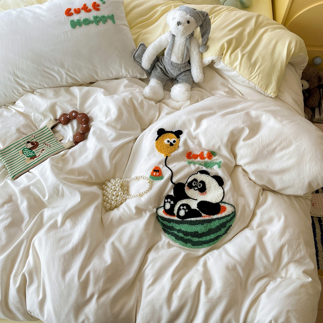 91家纺网 家纺一手货源 找家纺 凯洛奇 2025新款软糯1水洗棉毛巾绣卡通四件套（提供买家秀） 西瓜熊