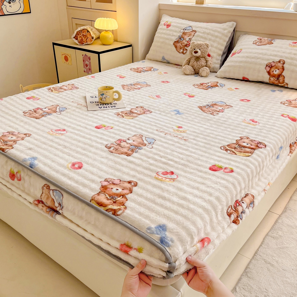 91家纺网 家纺一手货源 找家纺 慕梵家居 2025新款泡泡绒枕套泡泡兔绒床罩枕套外贸可以定做尺寸单品枕套枕套单件 抱抱熊