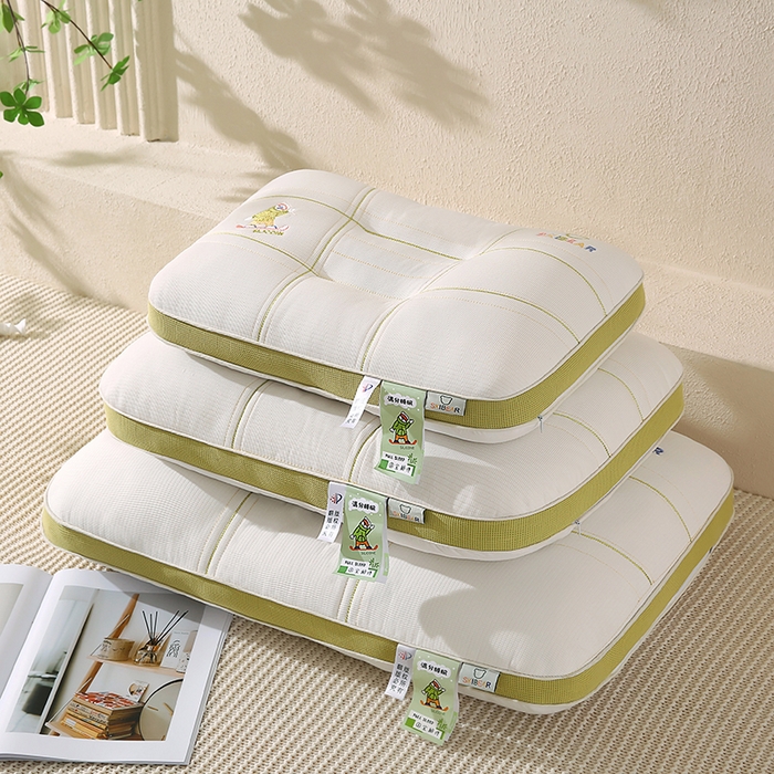 91家纺网 家纺一手货源 找家纺 （总）金牛枕芯 2025新款滑板熊亲子枕决明子枕头乳胶夹层儿童枕成人枕头枕芯