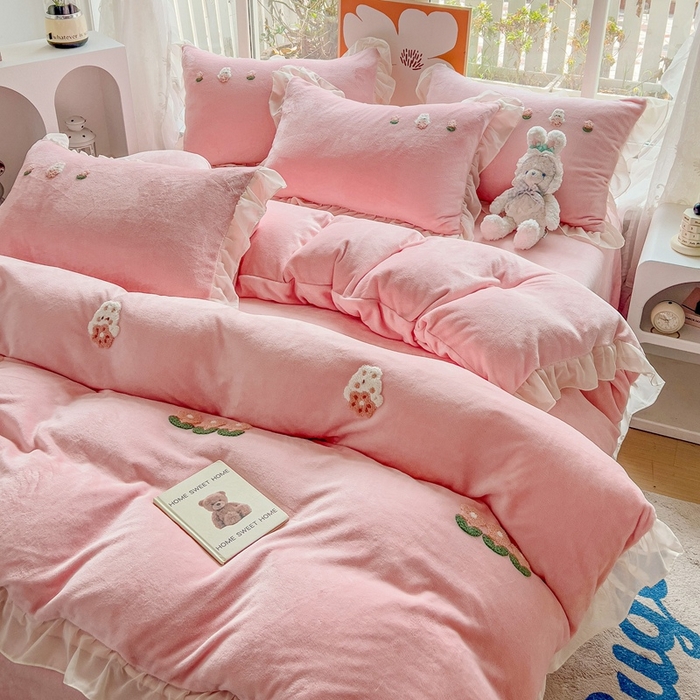 （总）眷恋家纺 2025新款韩版毛巾绣小蕾丝荷叶边牛奶绒四件套迷你兔+樱桃兔系列