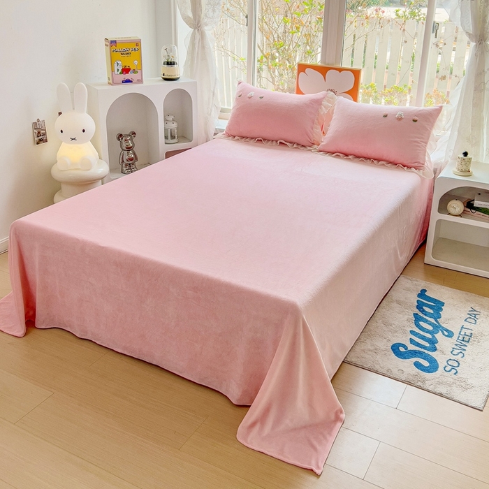 91家纺网 家纺一手货源 找家纺 眷恋家纺 2025新款韩版毛巾绣小蕾丝荷叶边牛奶绒四件套迷你兔+樱桃兔系列 迷你兔-浅粉