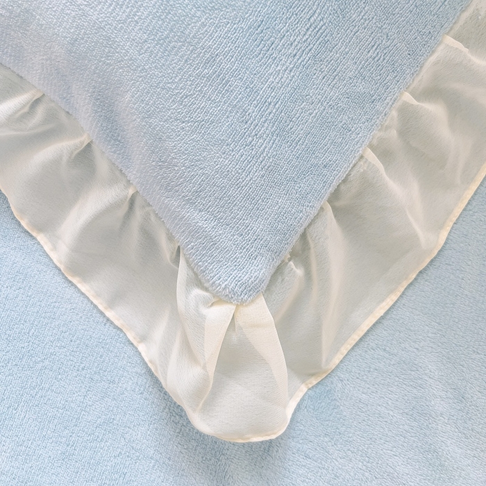 91家纺网 家纺一手货源 找家纺 眷恋家纺 2025新款韩版毛巾绣小蕾丝荷叶边牛奶绒四件套迷你兔+樱桃兔系列 樱桃兔-浅蓝