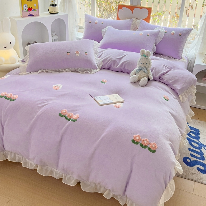 91家纺网 家纺一手货源 找家纺 眷恋家纺 2025新款韩版毛巾绣小蕾丝荷叶边牛奶绒四件套迷你兔+樱桃兔系列 迷你兔-浅紫