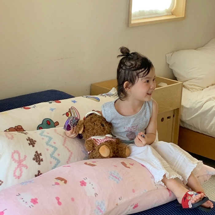 91家纺网 家纺一手货源 找家纺 桃喜 2025新款ins牛奶绒印花长抱枕 组合图仅供展示不可下单