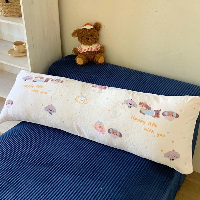 91家纺网 家纺一手货源 找家纺 桃喜 2025新款ins牛奶绒印花长抱枕 快乐腊肠狗狗