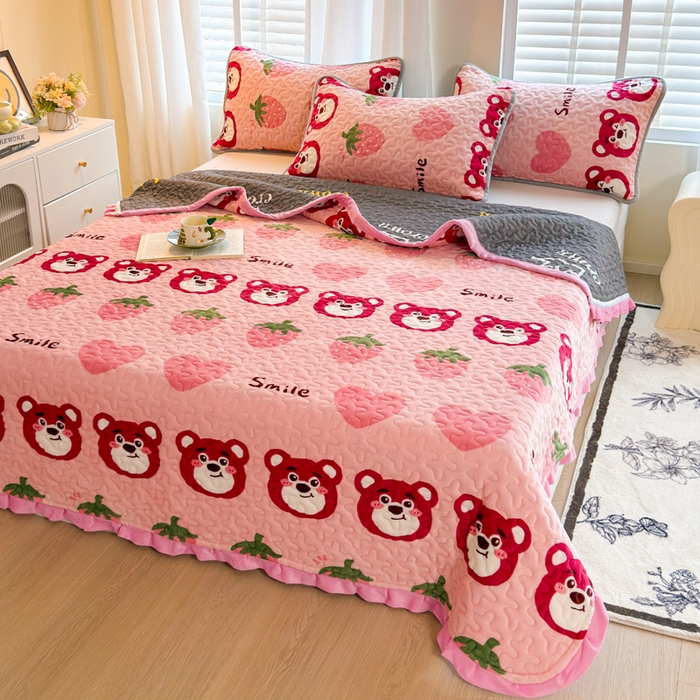 91家纺网 家纺一手货源 找家纺 梦莱家纺 2025新款法兰绒纯色赠品毛毯 珊瑚绒礼品盖毯 玫红