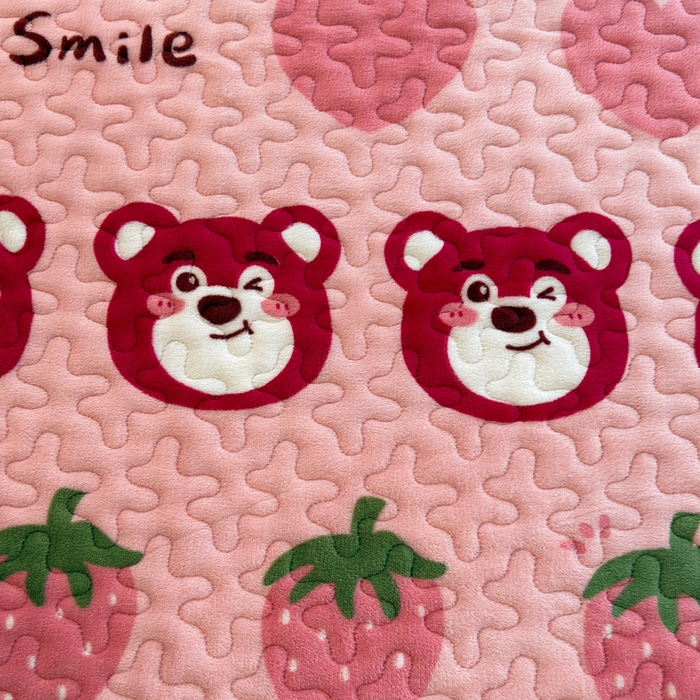 91家纺网 家纺一手货源 找家纺 （总）梦莱家纺 2025新款牛奶绒花边单床盖三件套