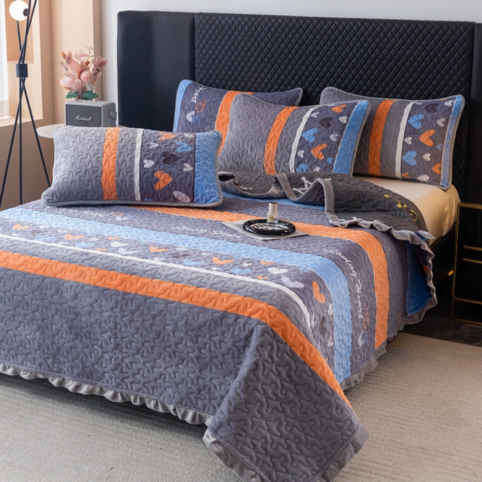 91家纺网 家纺一手货源 找家纺 （总）梦莱家纺 2025新款牛奶绒花边单床盖三件套