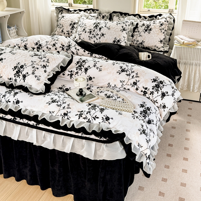 91家纺网 家纺一手货源 找家纺 禧缘家纺（原梦想家） 2025新款夹棉双层花边床笠牛奶绒系列四件套 步步生花